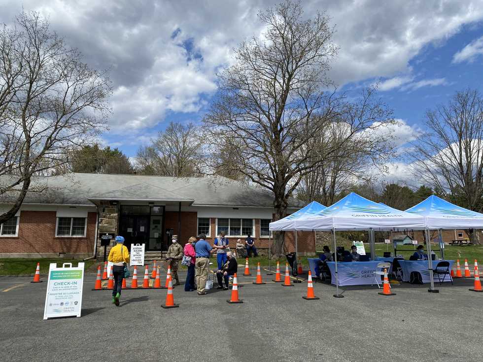 Despite last-minute switch, NC vax clinic went smoothly