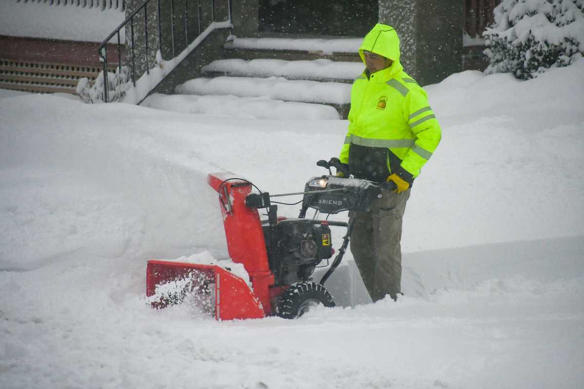 Nor’easter drops more snow