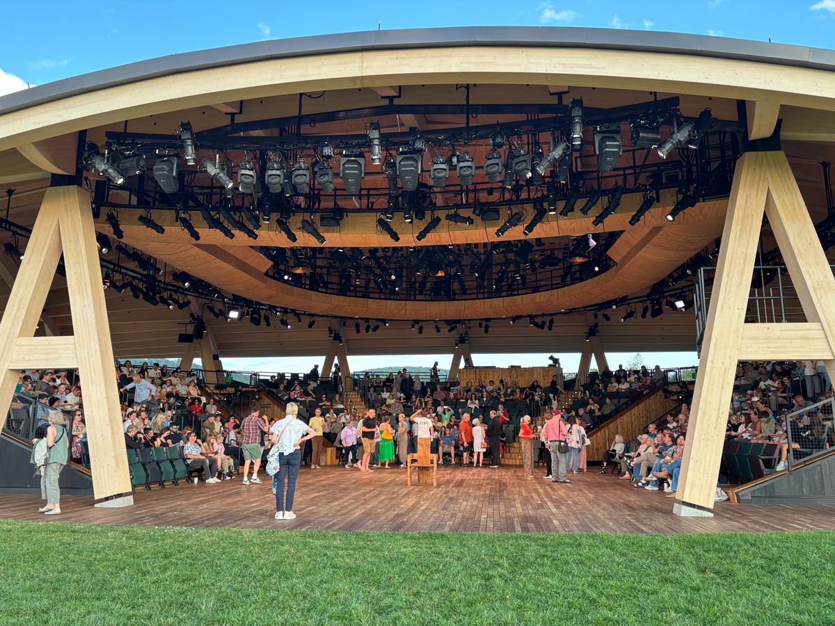 Grief, madness and great views—Hudson Valley Shakespeare’s ‘King Lear’ is a sight to behold