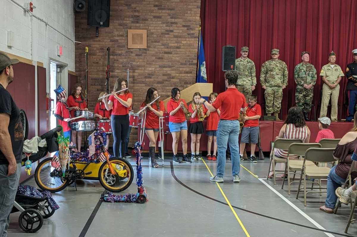 Sharon shows gratitude on Memorial Day