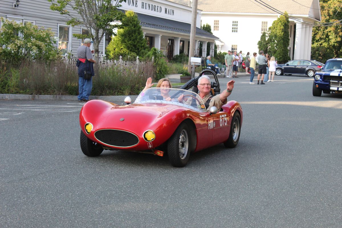 Classic car parade rumbles into town