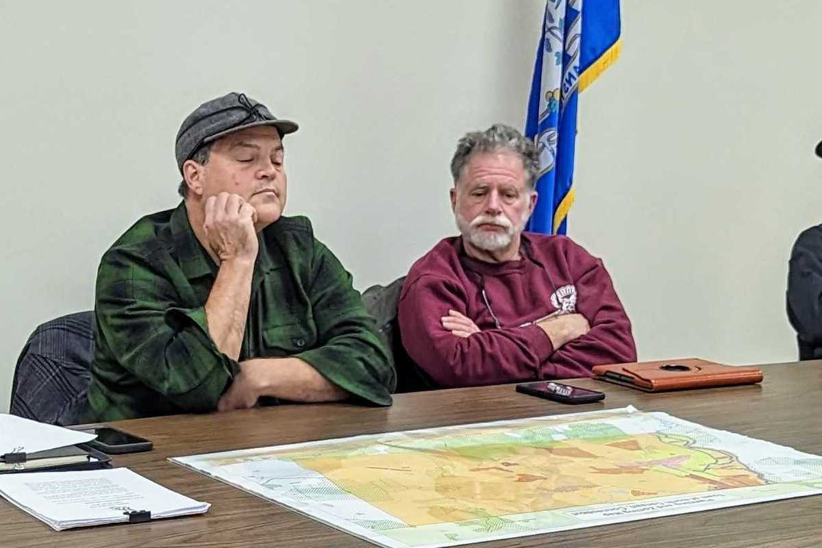 Tim Abbott resigns from P&Z