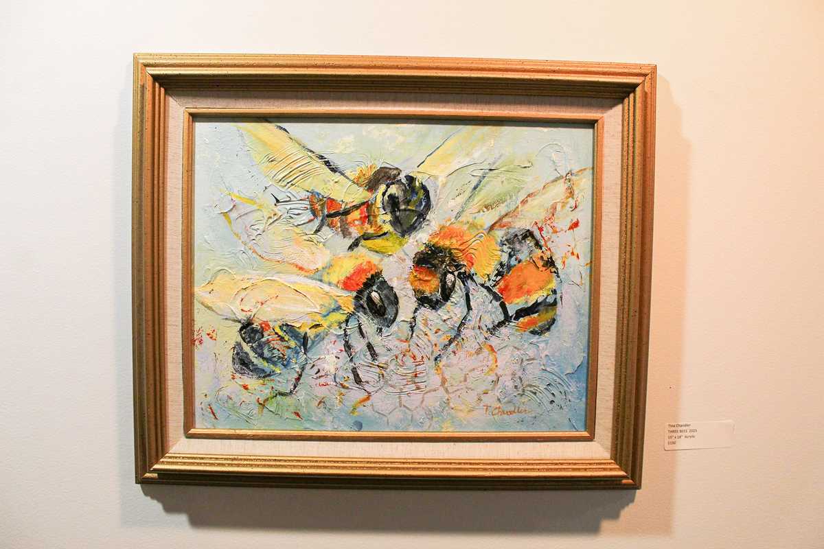 Art show benefits Auxiliary