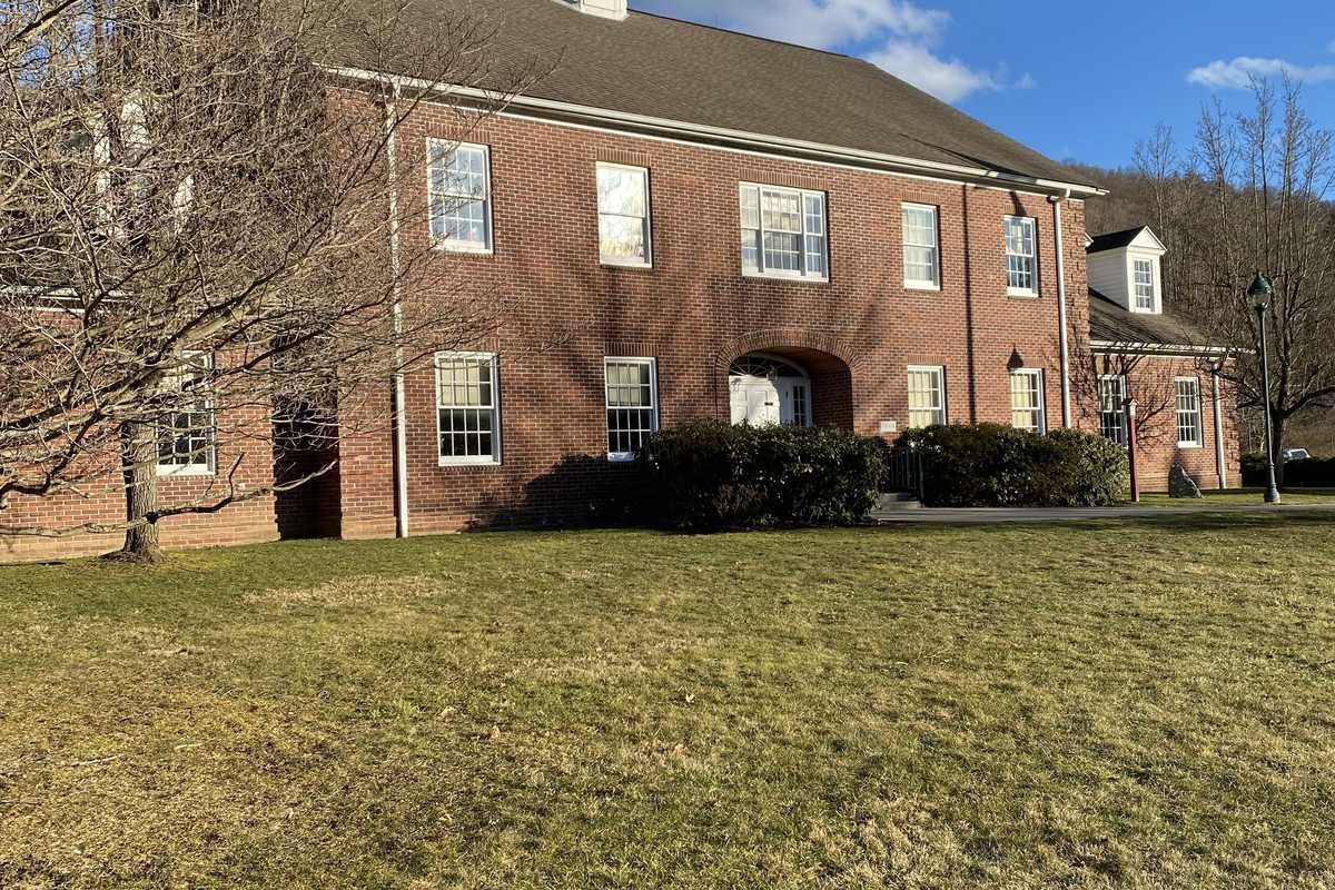 Connecticut voters choose Republican U.S. Senate candidate in upcoming August primary