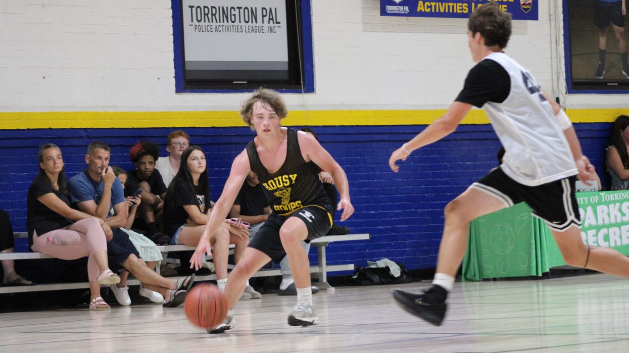 Housy boys unite for summer hoops