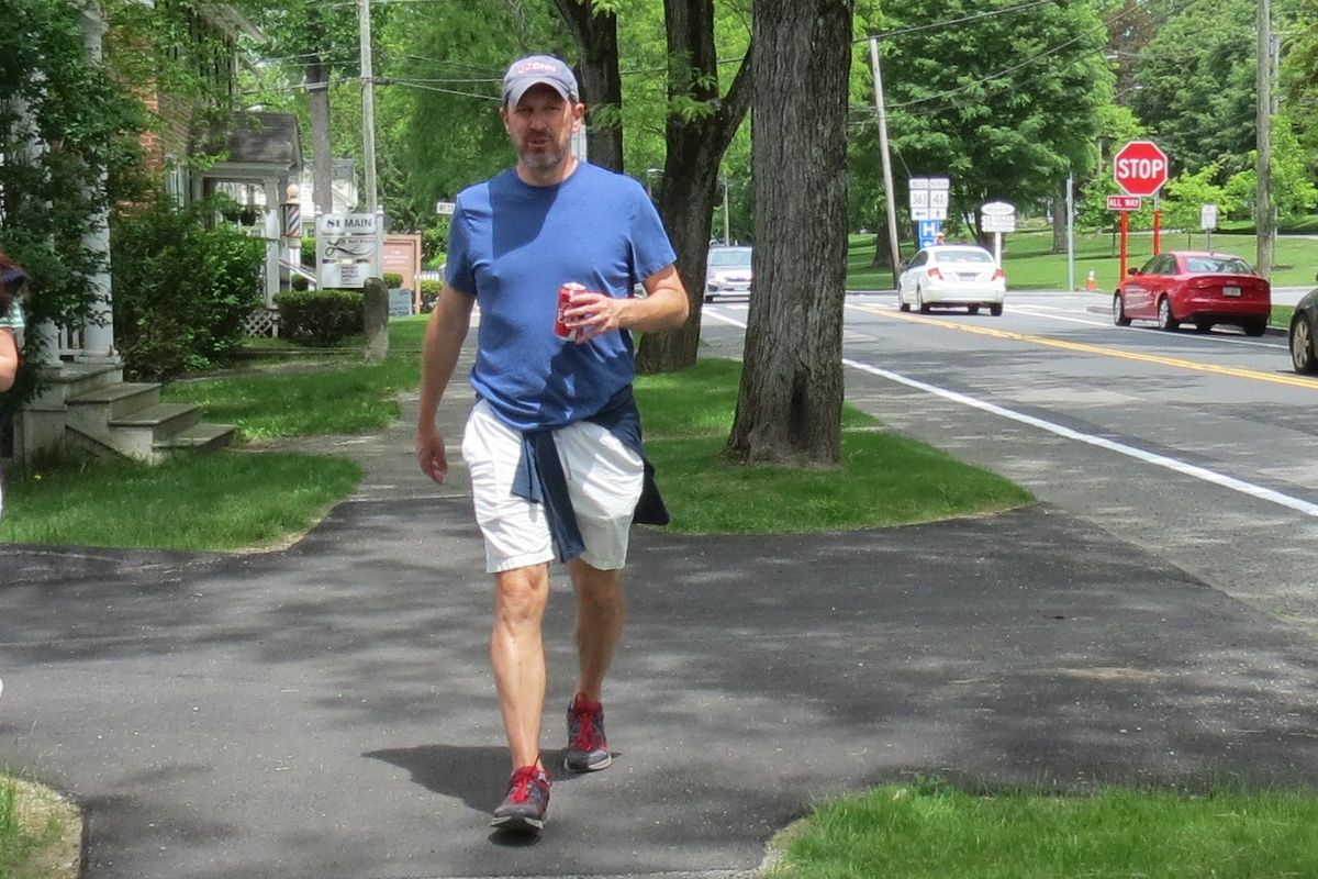 Senator Murphy starts statewide walk in Northwest Corner