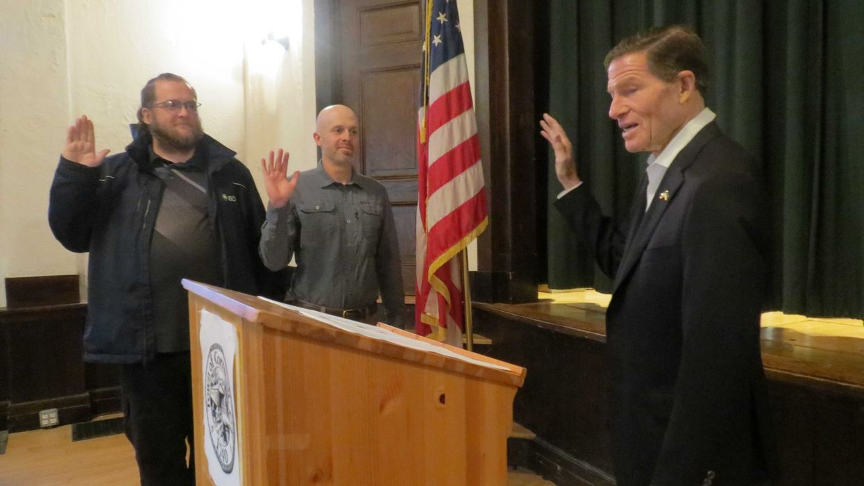 Blumenthal swears in Cornwall officials
