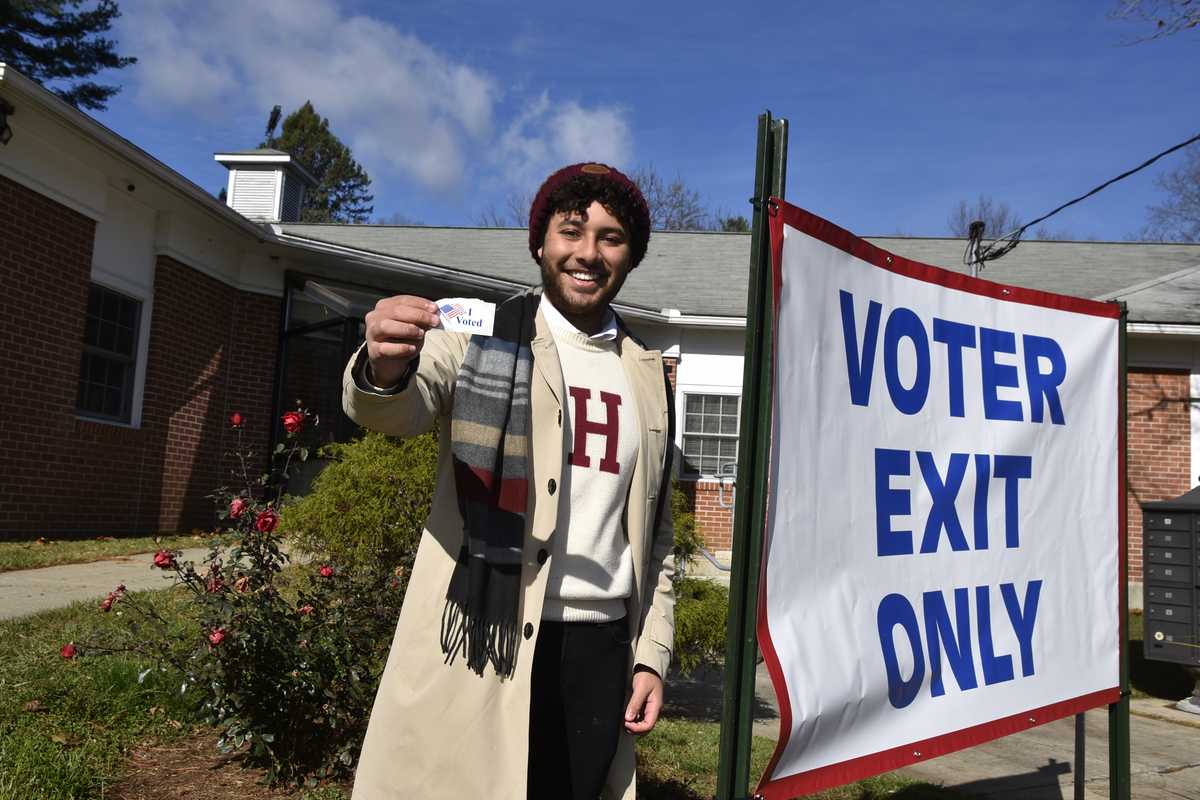 Democrats dominate voting in most area towns