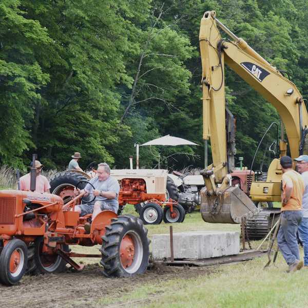 Revving up tradition at CAMA tractor pull