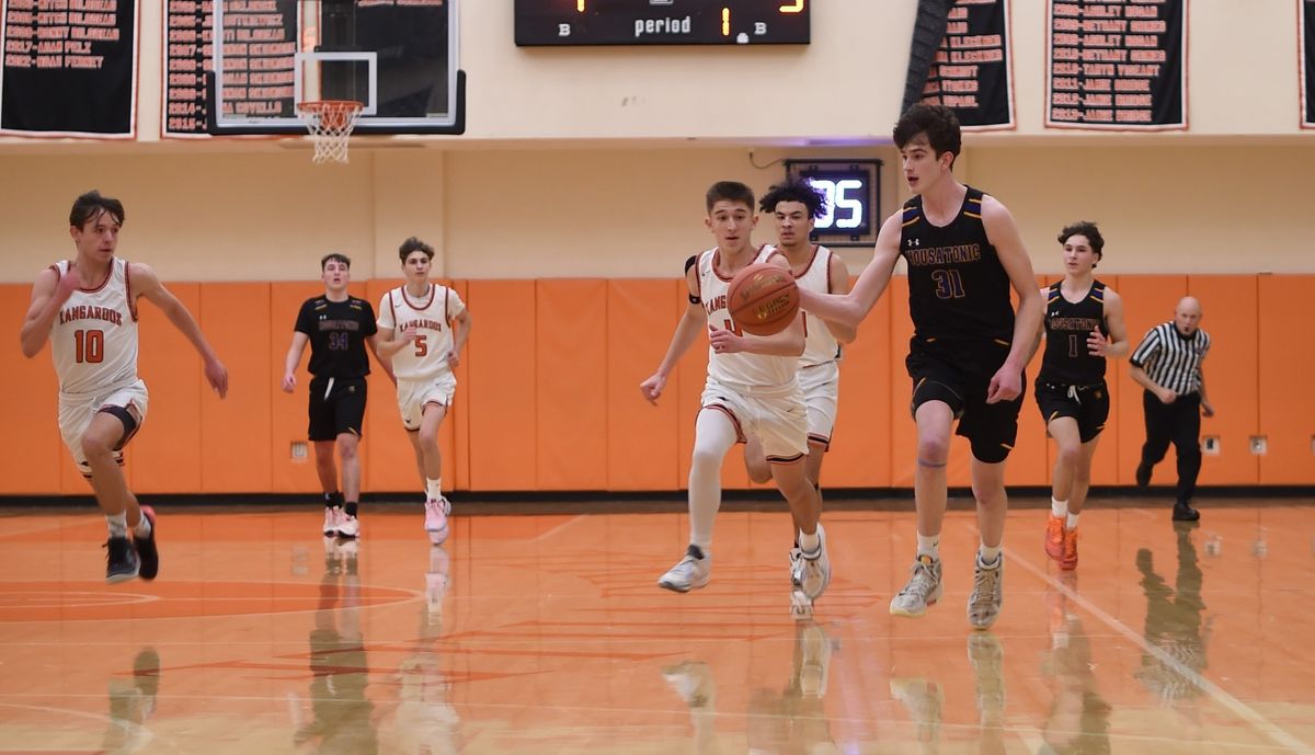 HVRHS basketball falls to Terryville